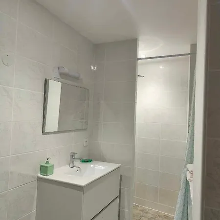 La Mateo Spacieux Pres Du Centre Et De Saint-emilion Apartamento *